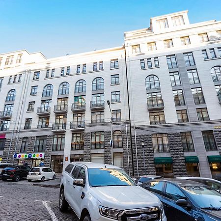 The Grand Apartment Tbilisi Esterno foto
